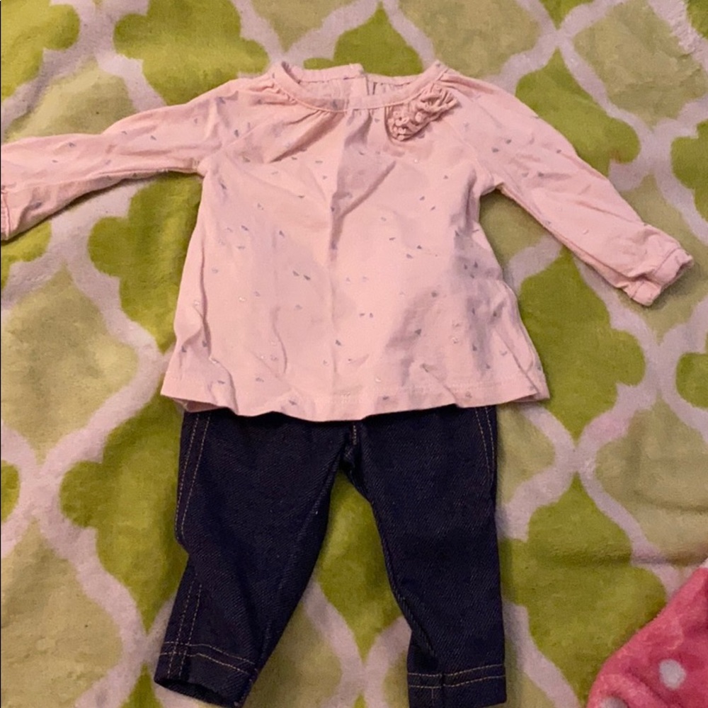 2 piece long sleeve shirt and pants set .